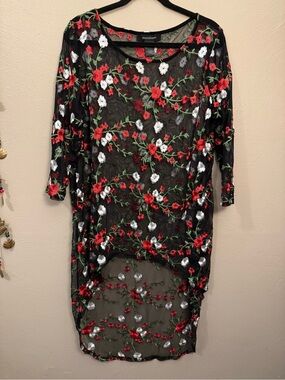 Ashely Stewart Black Floral Embroidered Sheer High-Low Top Women’s Size 18/20